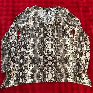 INC International Concepts Black/Grey/White Snake Print Pullover Top